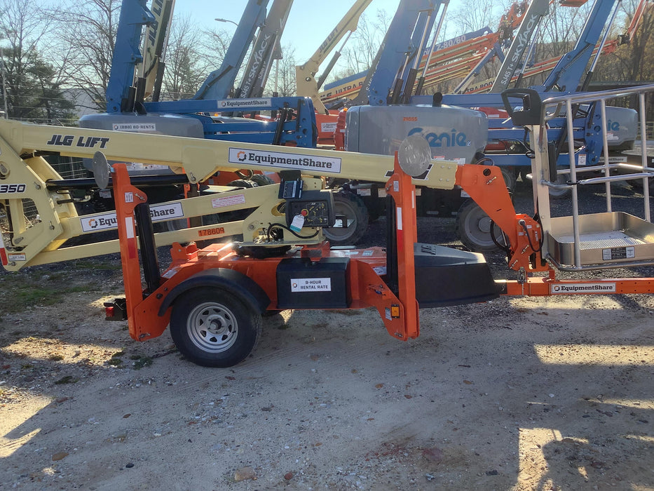 2021 JLG T350
