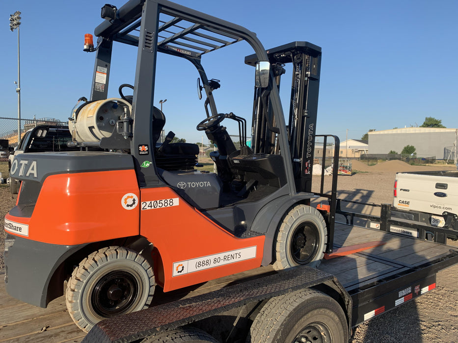 2022 TOYOTA 50-8FGU25