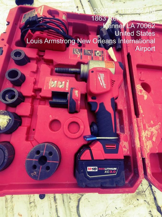 2021 MILWAUKEE 2676-22