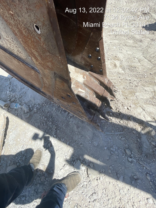 2014 WERK-BRAU 24" Bucket, 56k-65k - Werk