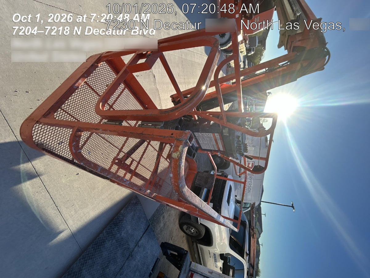 2021 JLG 660SJ
