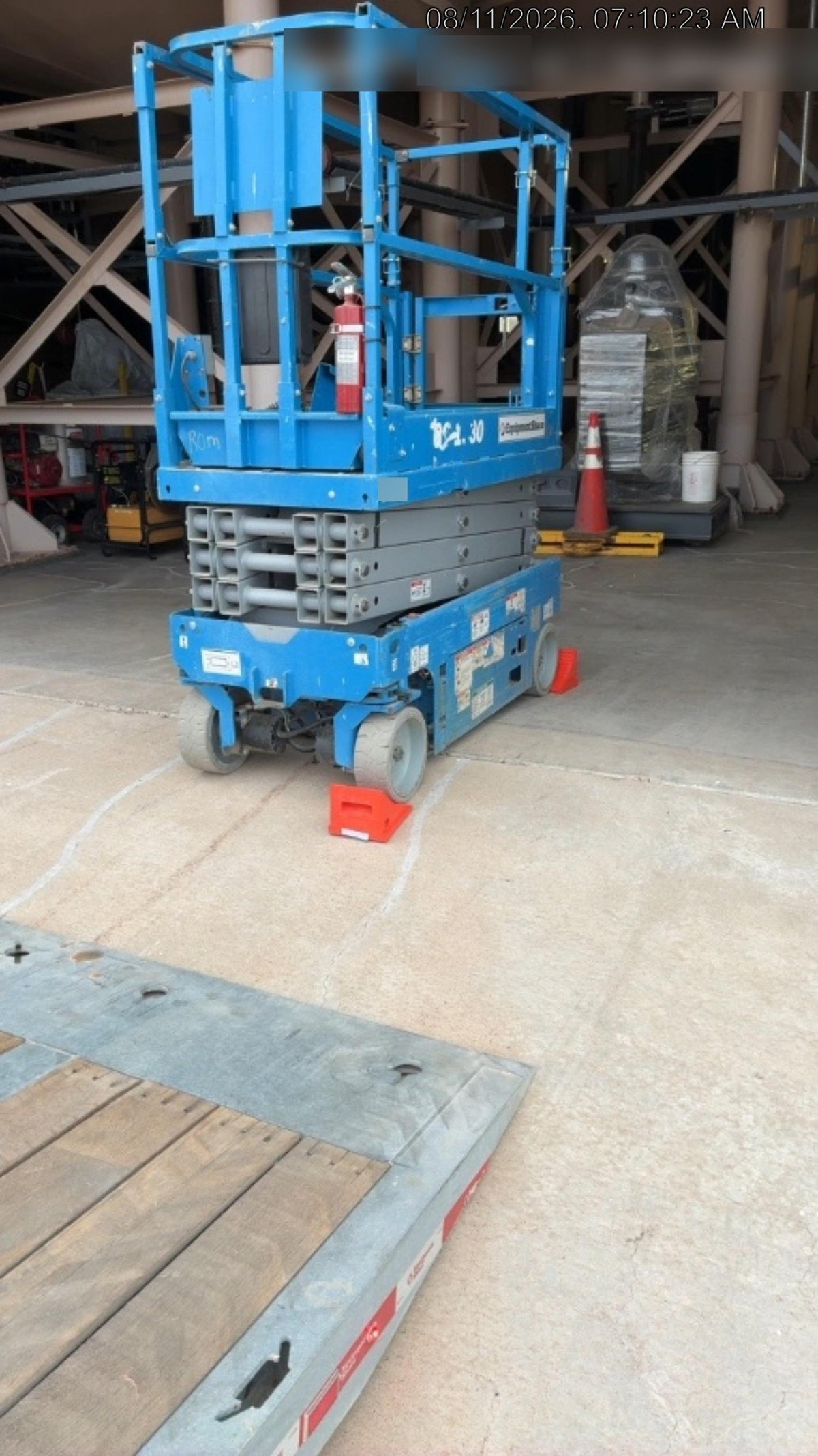 2020 Genie GS-1930 Solid Non Marking Tires, Beacon, Folding rails with half height swing gate, 800W Inverter