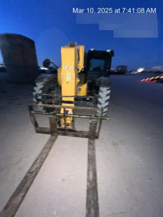 2020 JCB 506-36 Cab/Heat/Air, 74 HP, Solid Tires, STD Worklight, Beacon, Aux Hydraulics, Lifting Eye, Back up Alarm w/48" Carriage/48" Forks