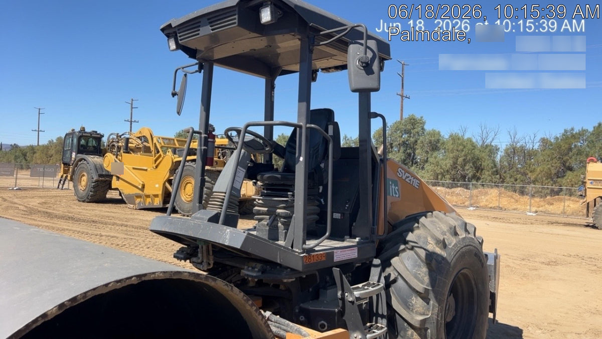 2023 CASE SV211E