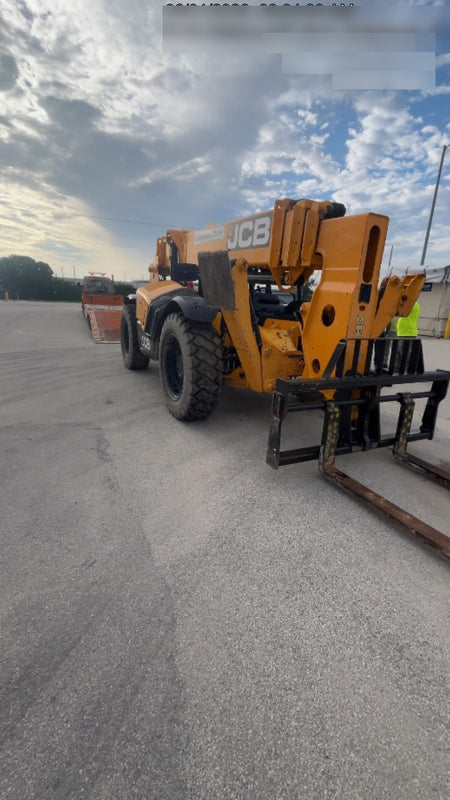 2022 JCB 512-56