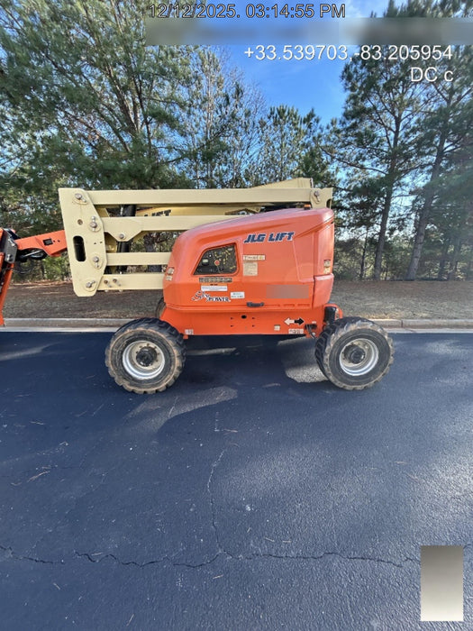 2019 JLG 450AJ