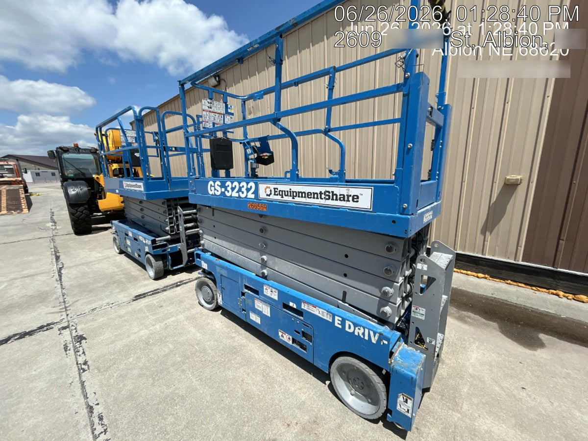 2022 GENIE GS-3246