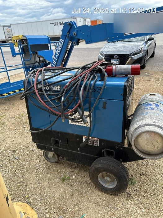 2019 Miller Electric BOBCAT 250 951600 PKG-250 amp Propane Welder, Standard w/Running Gear, Bracket, Hose"250 amp Propane Welder, Standard w/Running Gear, Bracket, Hose