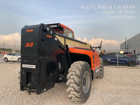 2022 JLG 1075