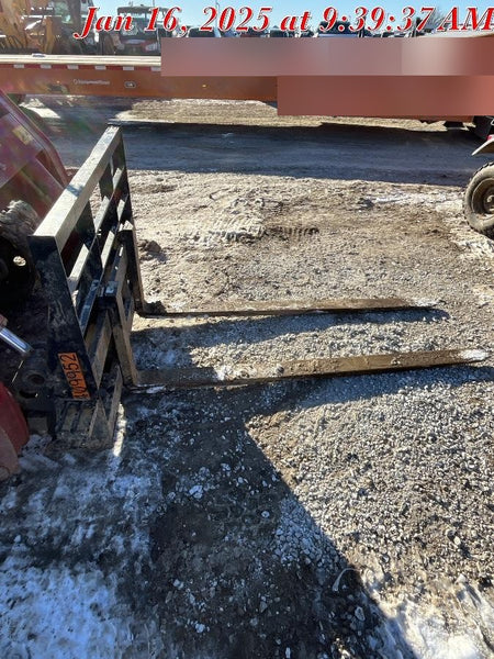 2024 ARROW MATERIAL HANDLING 72" Pallet Forks - Arrow