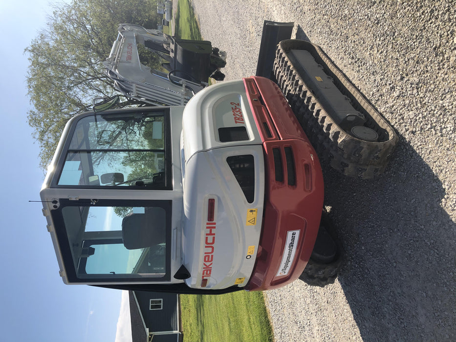 2020 TAKEUCHI TB235-2CR