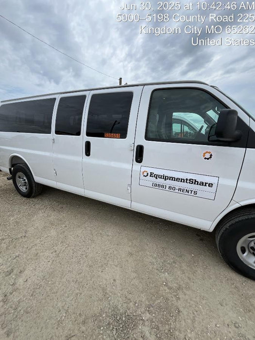 2025 CHEVROLET Express Van - Rental