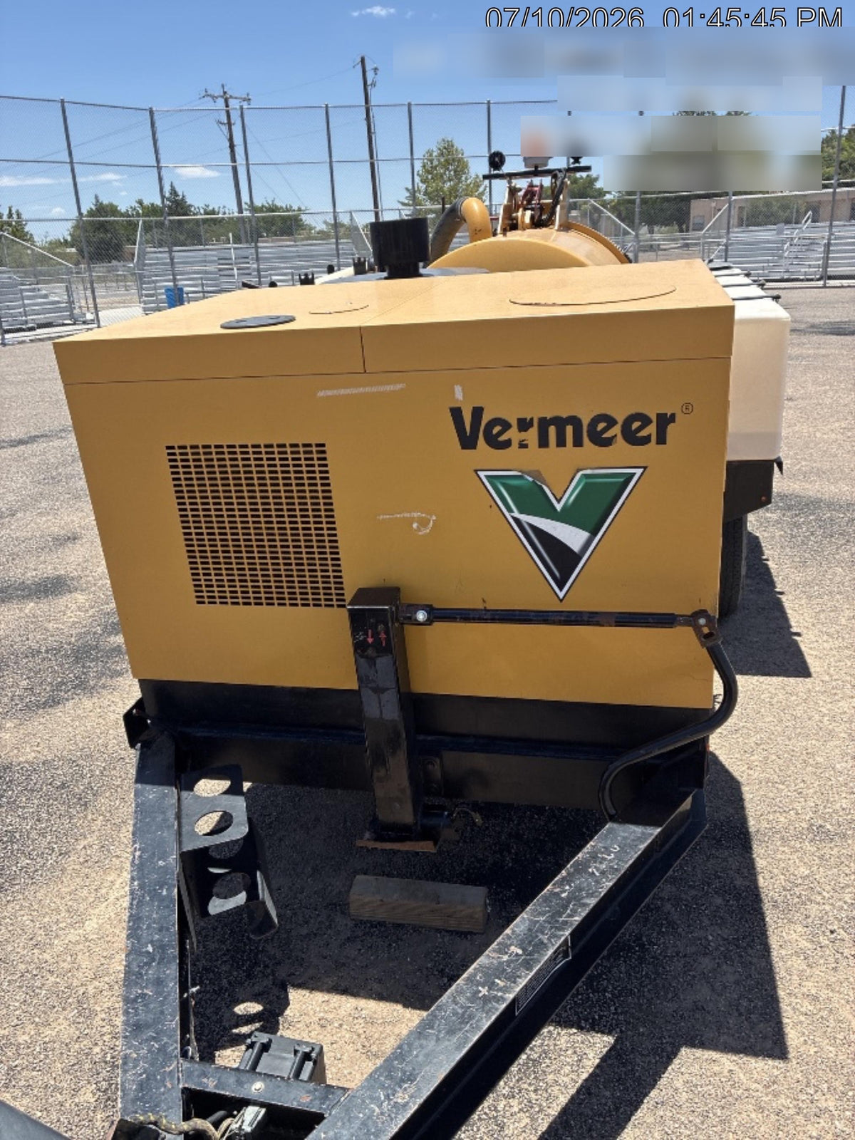 2022 VAC-TRON LP573XDT