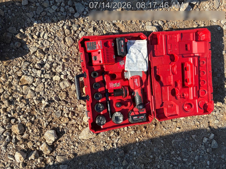 2023 MILWAUKEE 2676-22