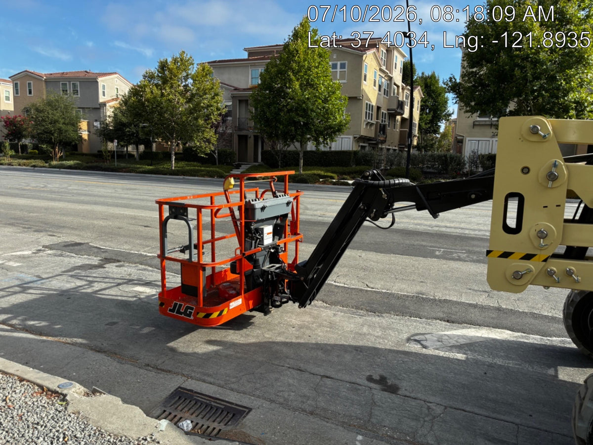 2025 JLG 450AJ