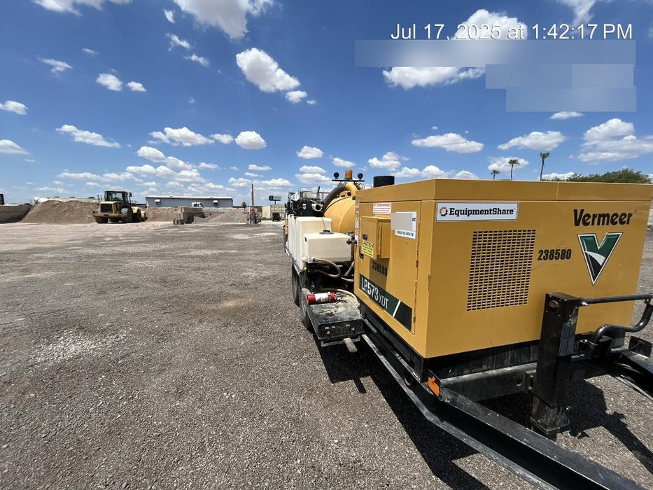 2022 Vac-Tron LP573XDT T4 Koehler Diesel Engine, 500 Gallon Debris Tank, x2 100 Gallon Water Tanks