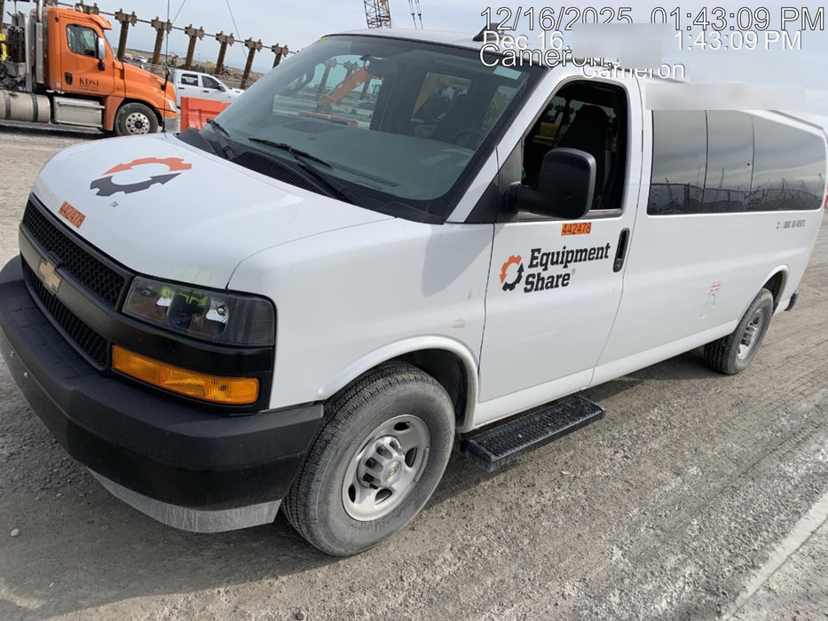 2024 CHEVROLET Express Van - Rental