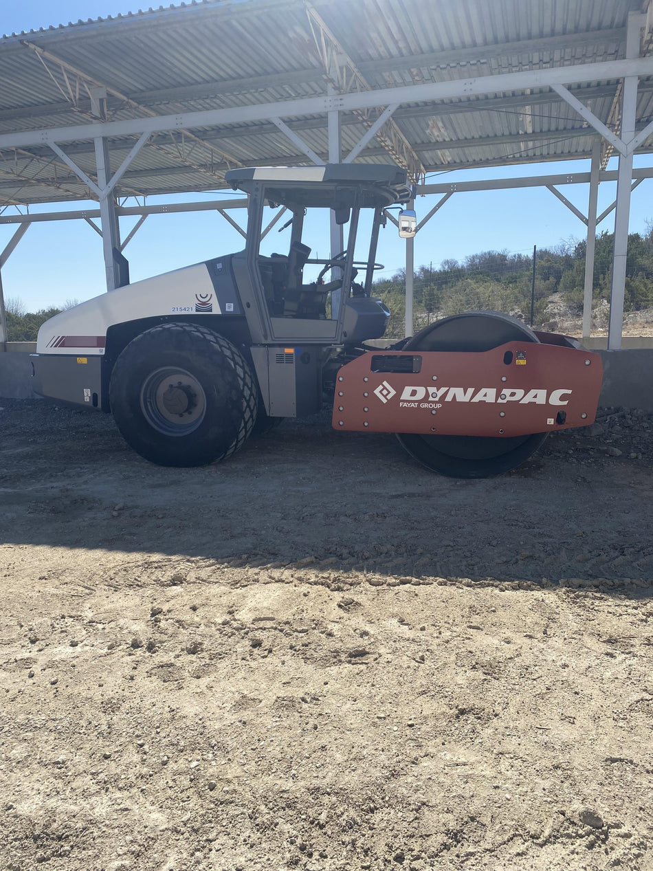 2022 DYNAPAC CA2500D