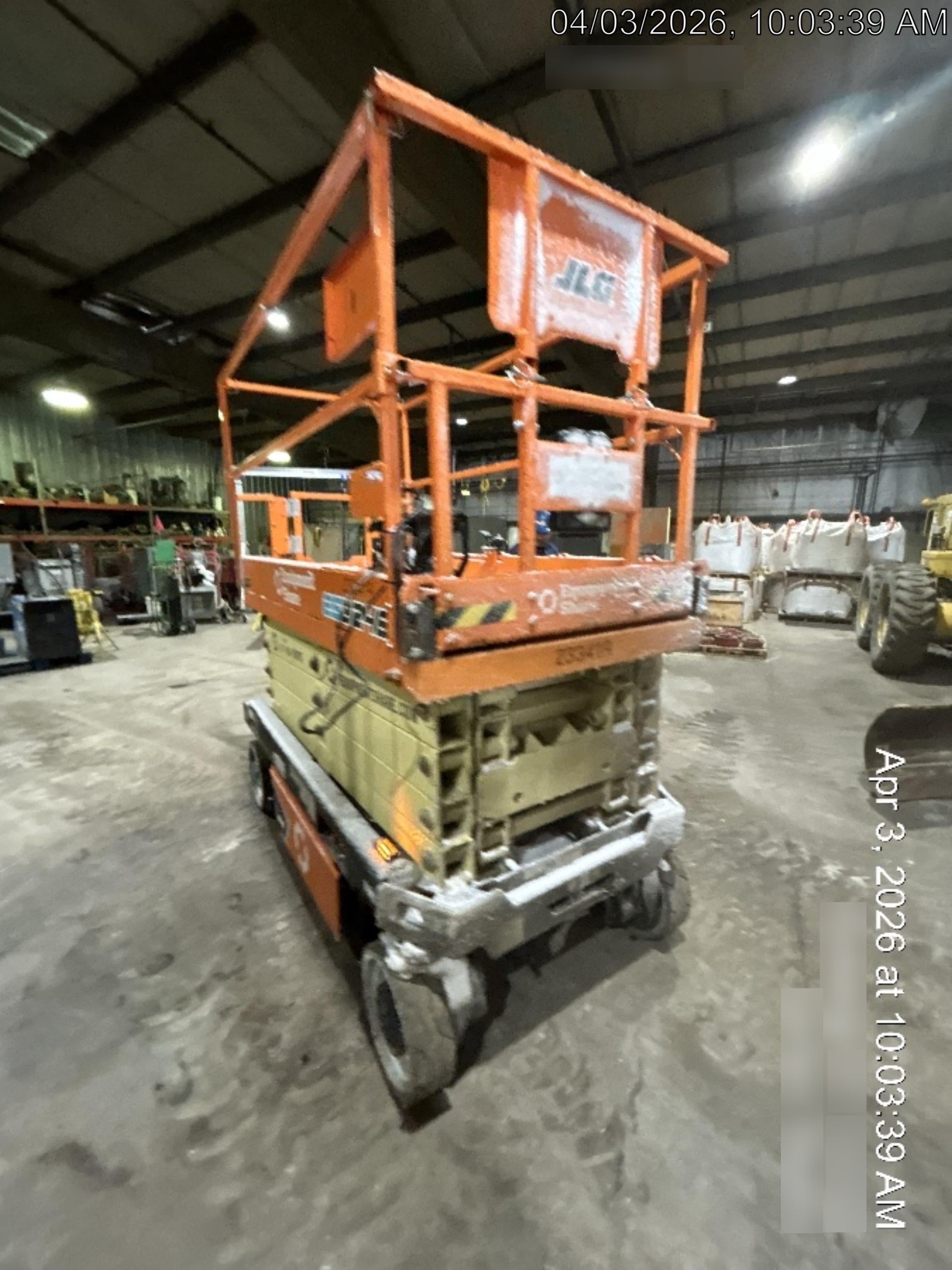 2022 JLG ES3246
