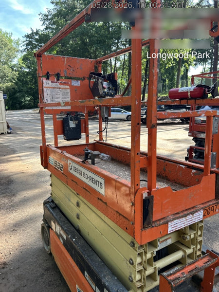 2022 JLG ES1932