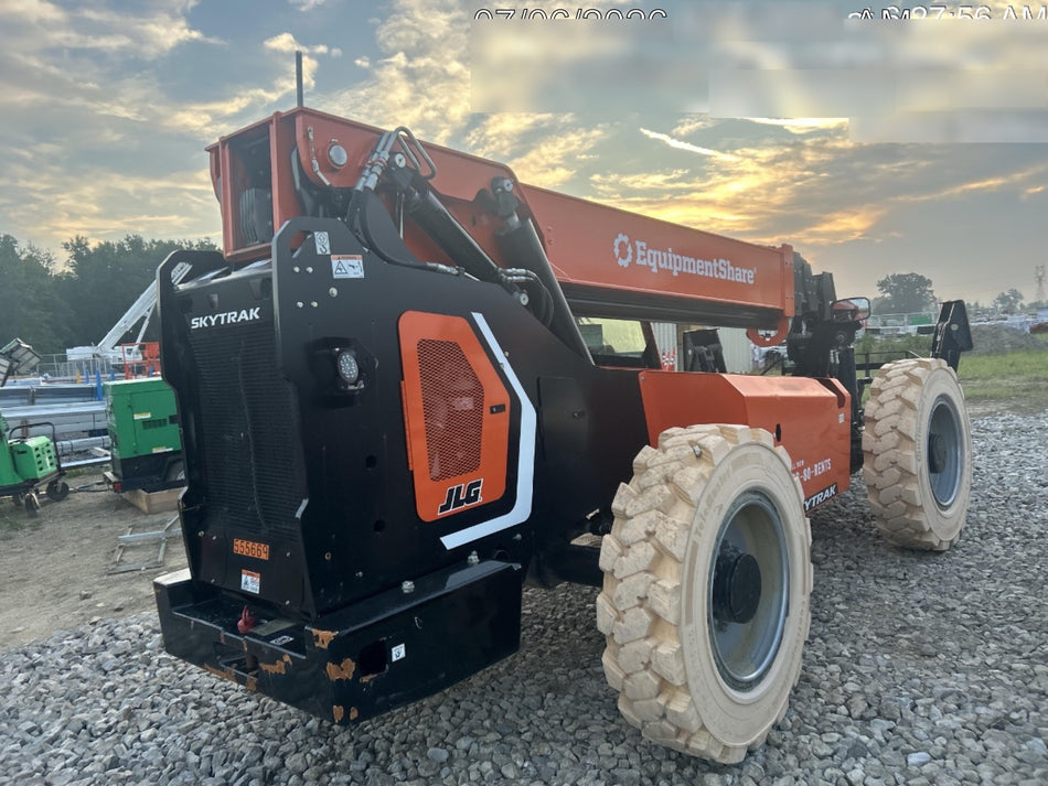 2025 SKYTRAK 10054