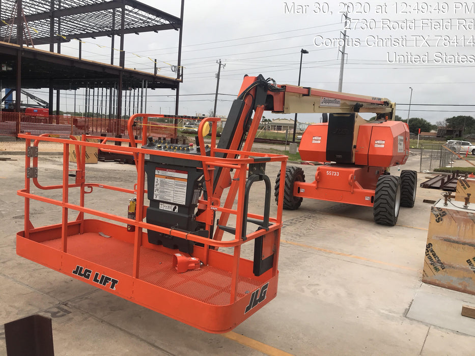 2020 JLG 800AJ