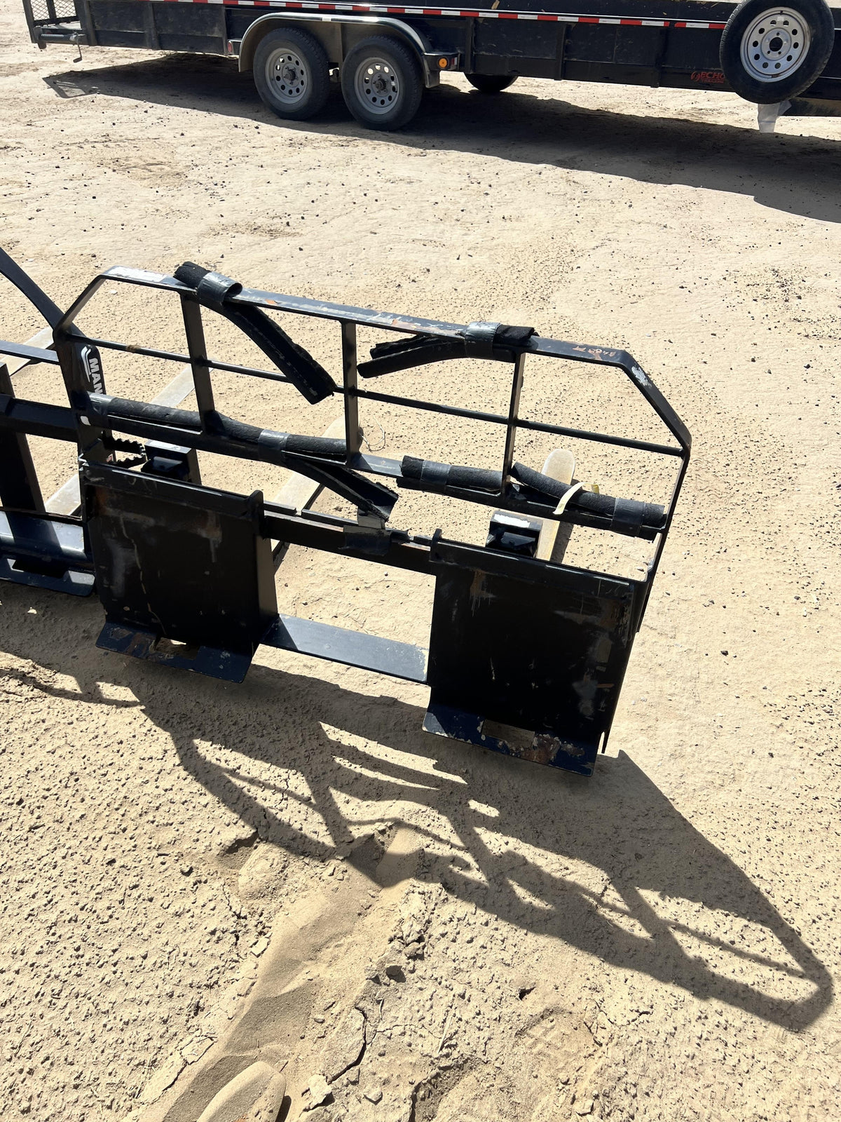 2023 ARROW MATERIAL HANDLING 48" Pallet Forks - Arrow