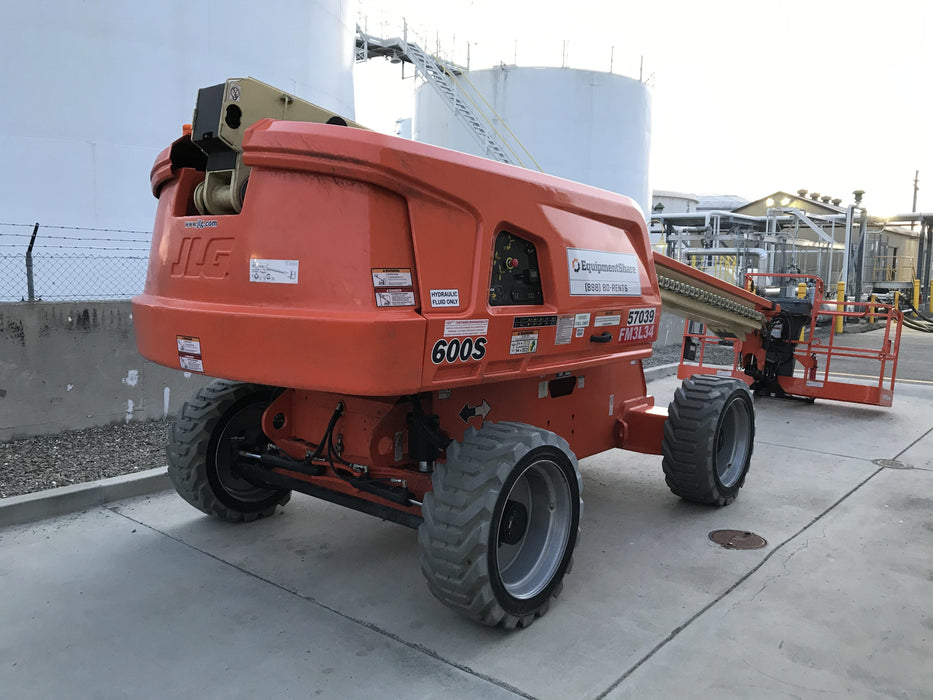 2019 JLG 600S 4WD