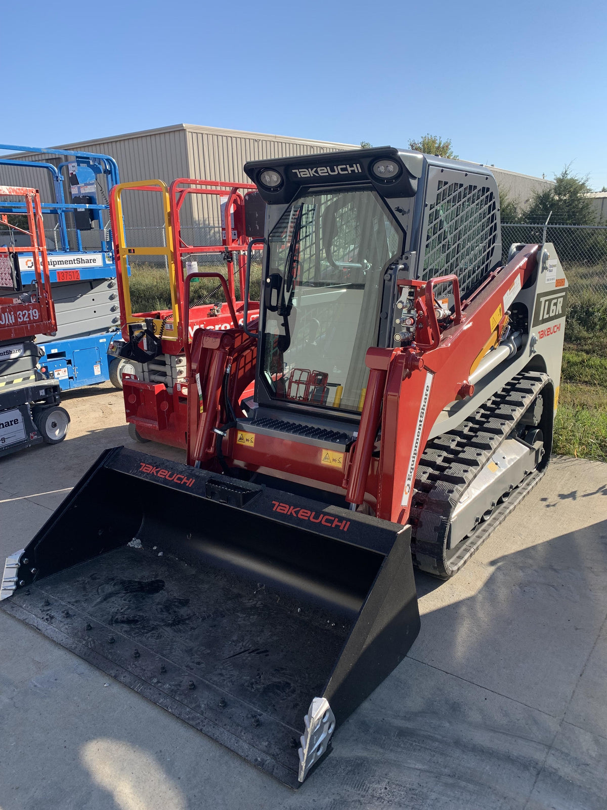 2022 TAKEUCHI TL6CR