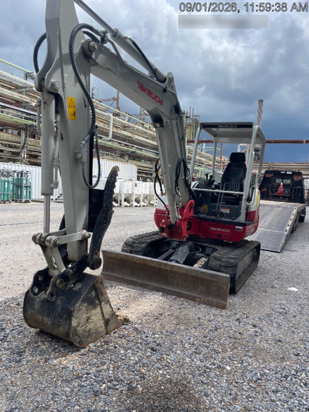 2025 TAKEUCHI TB250-2R