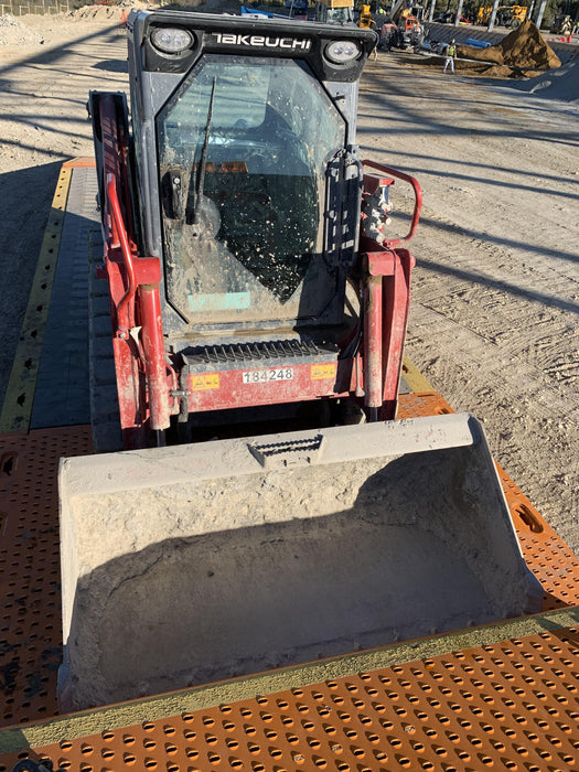 2021 TAKEUCHI TL6CR