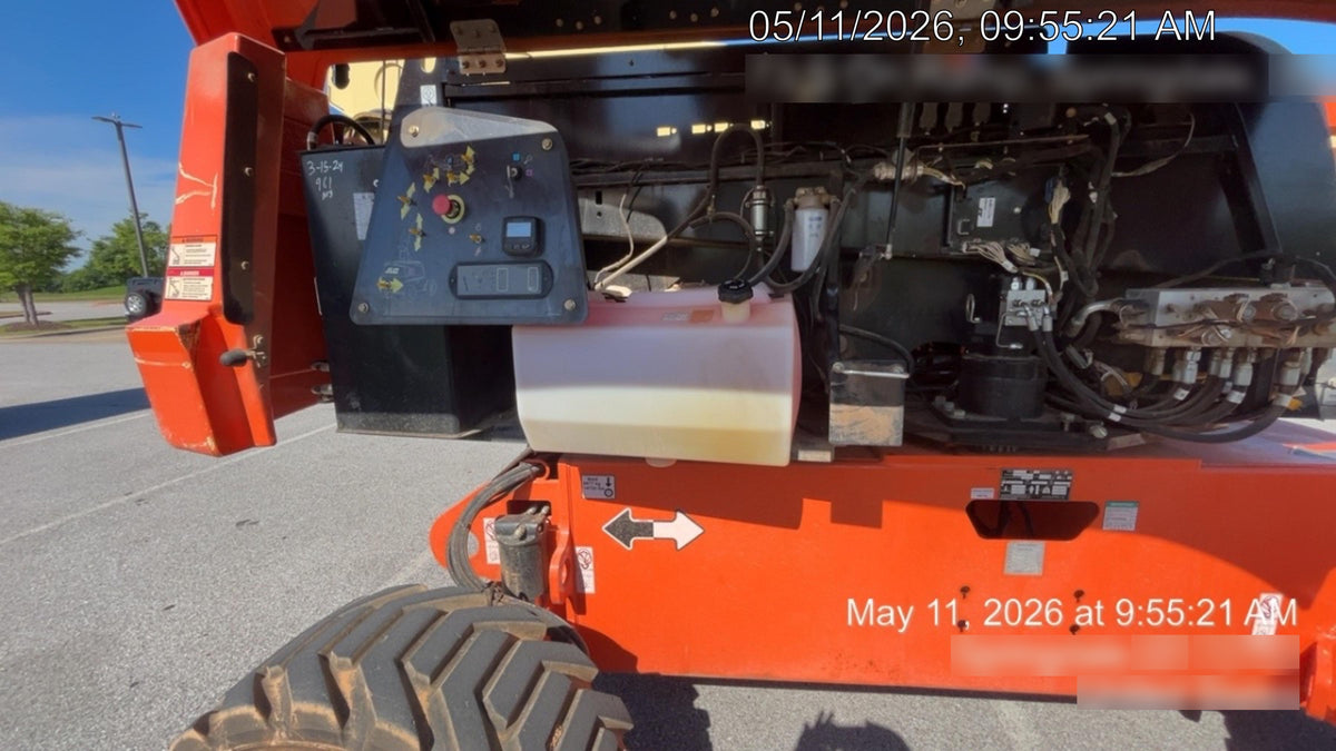 2022 JLG 660SJ