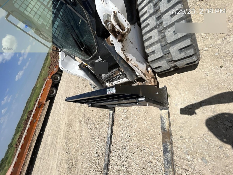 2025 ARROW MATERIAL HANDLING F5100CB - 72"