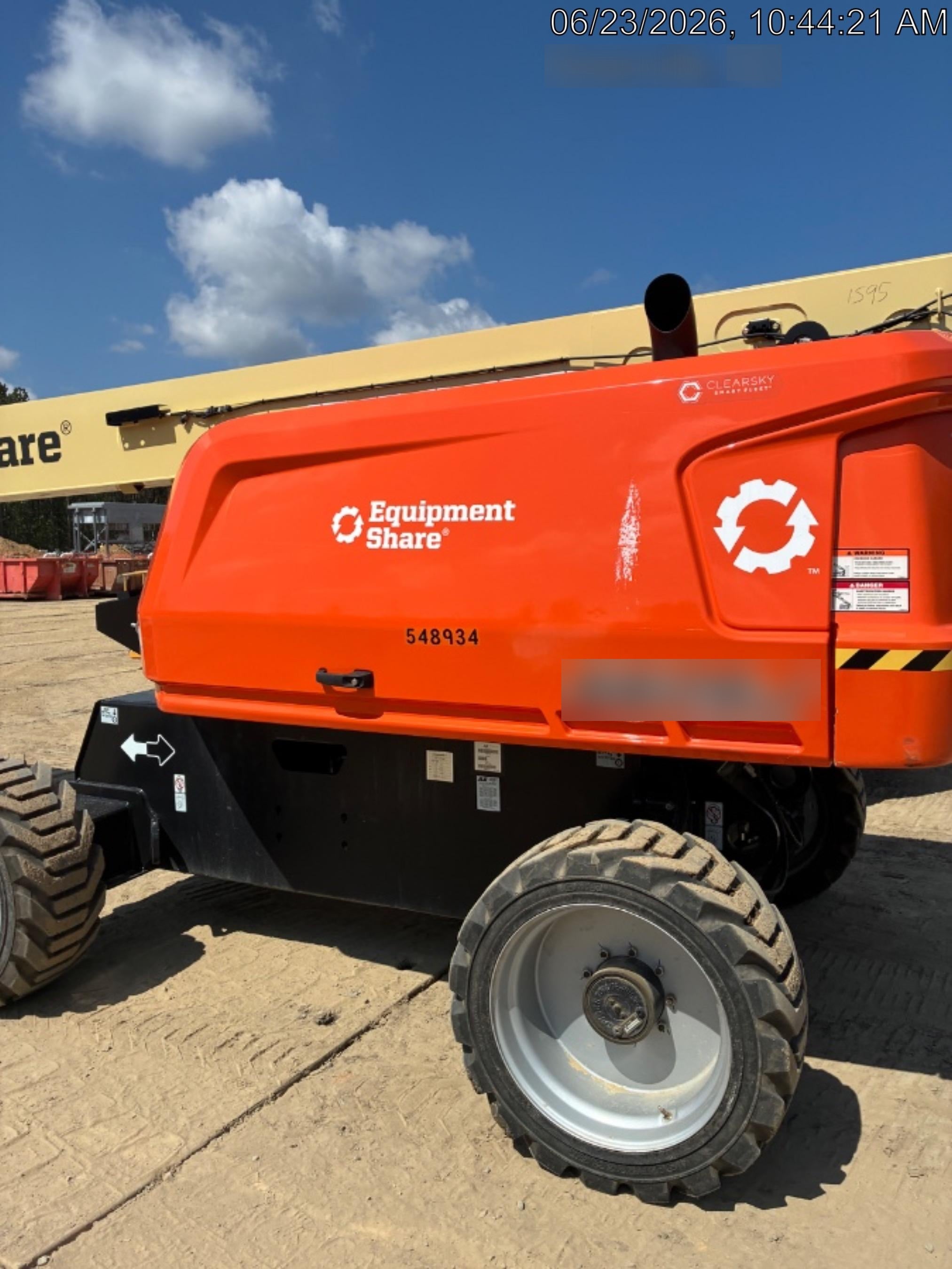 2025 JLG 660SJ