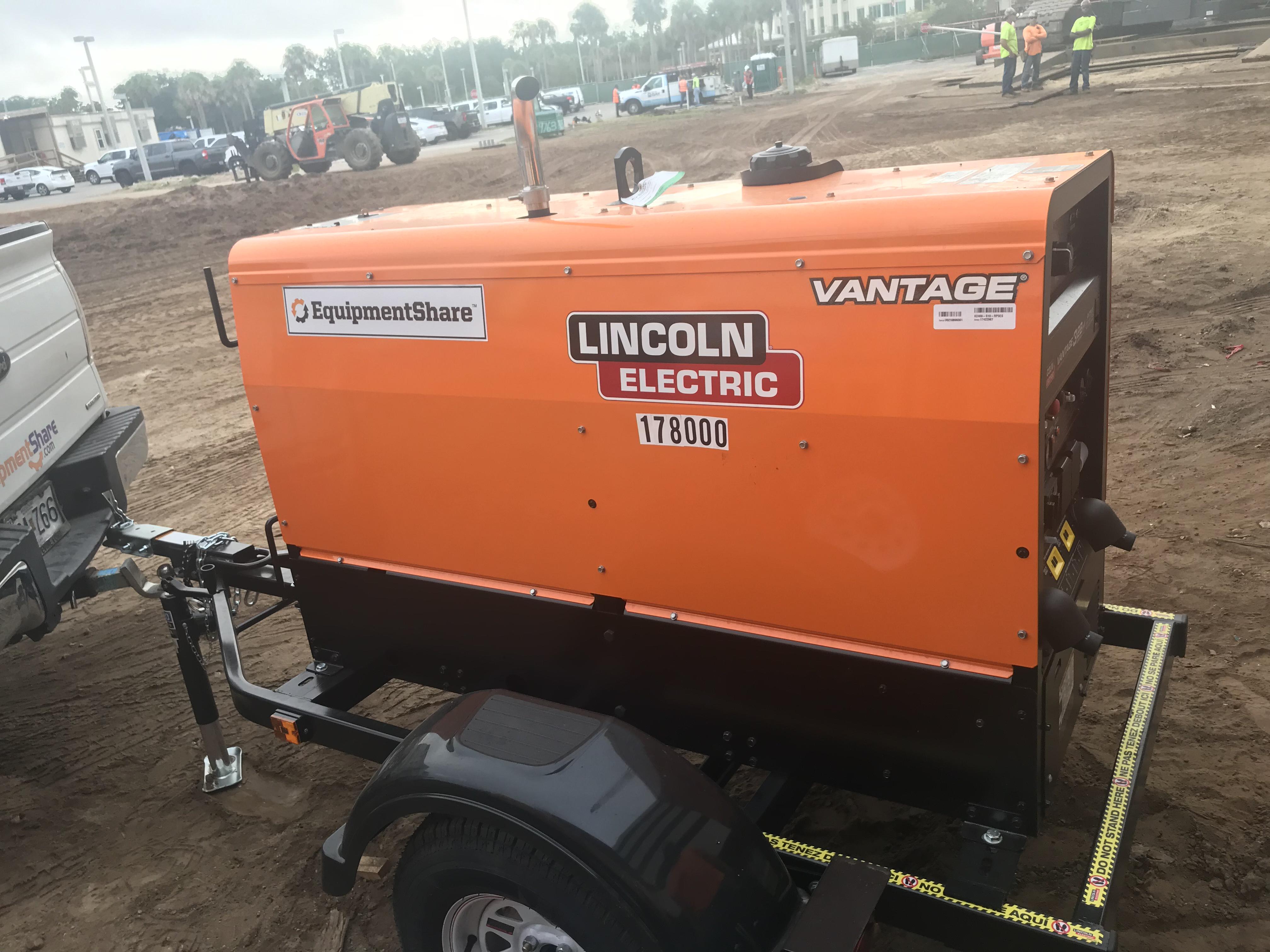 2021 Lincoln Electric Vantage 322 Vantage 322 Ready Pak 3 w/ Decals, ORANGE (includes trailer, cable rack, fender light kit) NO Telematics