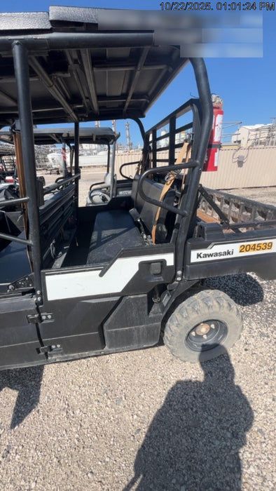 2022 Kawasaki Mule PRO-DXT Standard Options, Backup Alarm, Beacon, Plastic Hard Top, Poly Windshield, Horn Kit