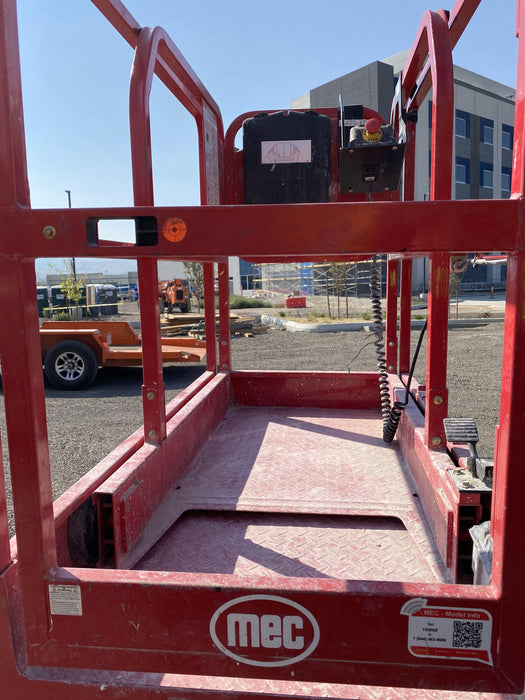 2020 MEC 1330SE Solid NM Tires, Steel Swing out Doors, LCS, Beacon, 900W Inverter