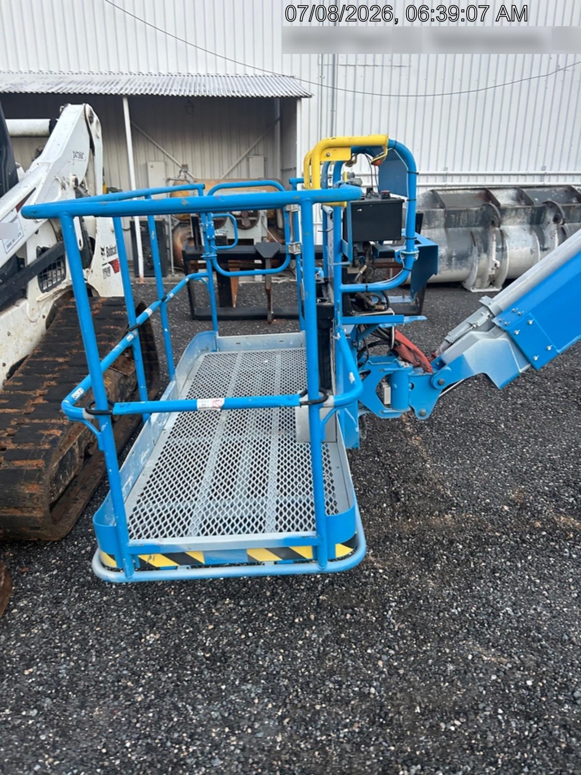 2025 GENIE Z-135/70