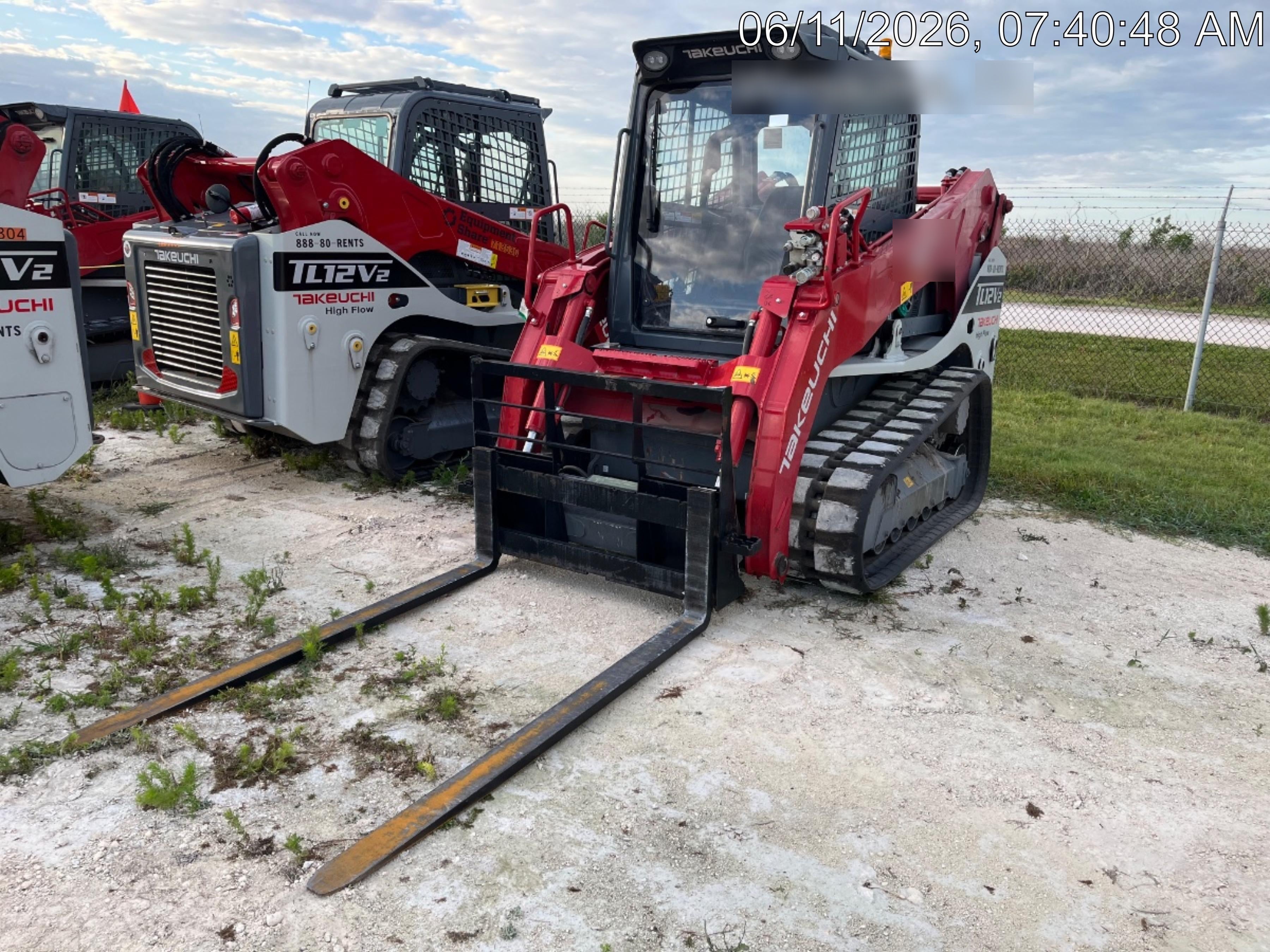 2025 TAKEUCHI TL12V2-CRHR