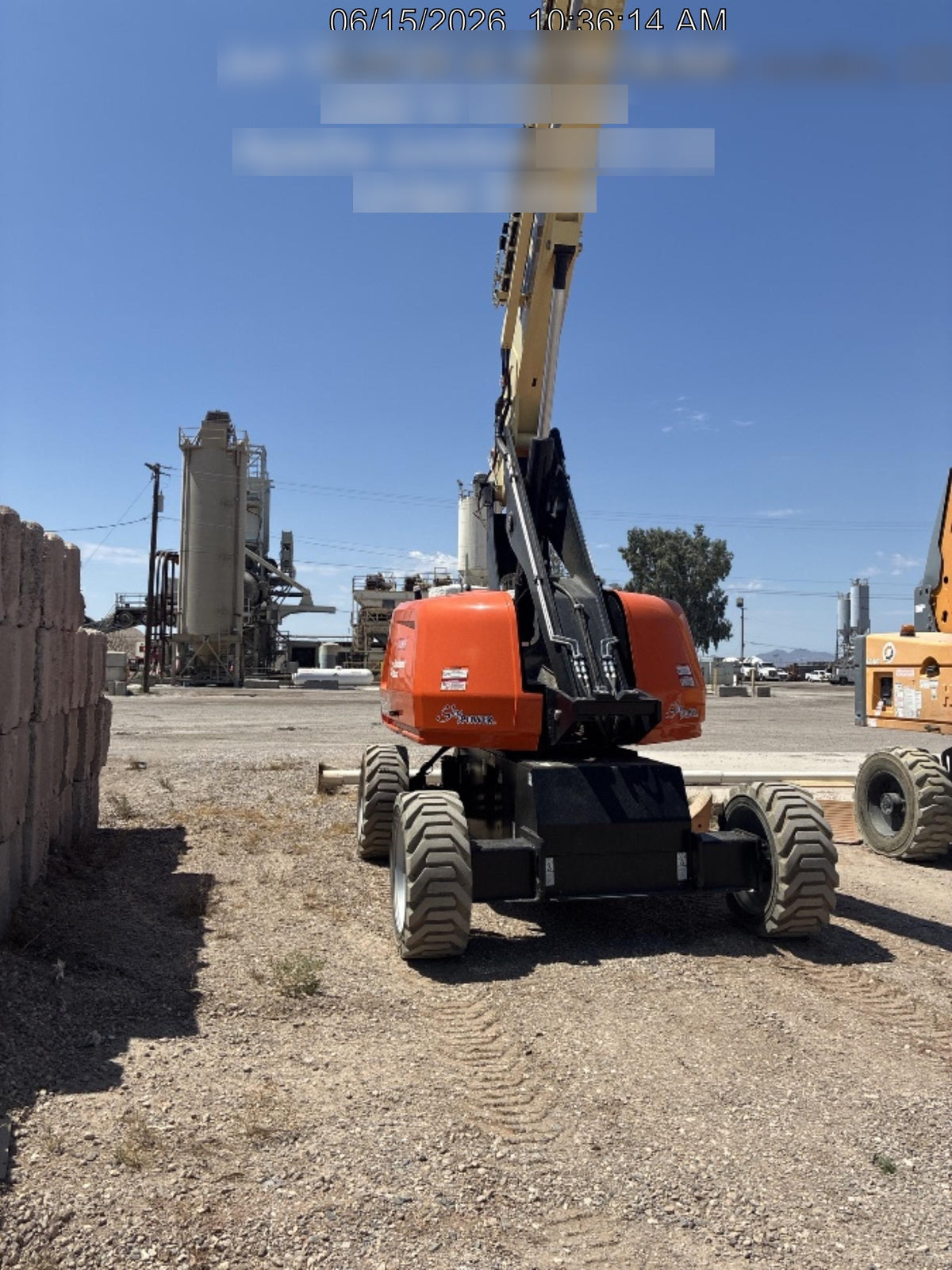 2025 JLG 660SJ