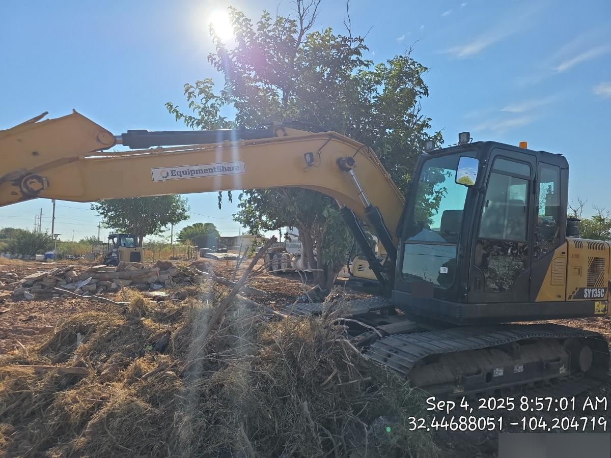 2019 SANY SY135C