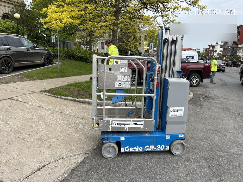 2020 GENIE GR-20