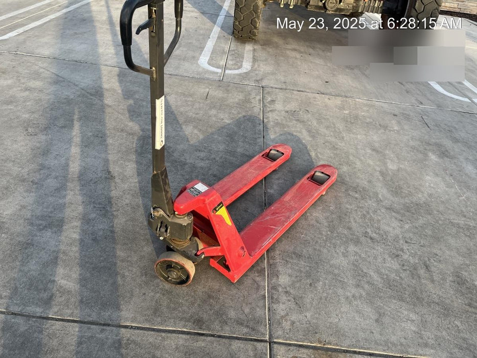 2019 HAUL MASTER 2.5 Ton Manual Pallet Jack