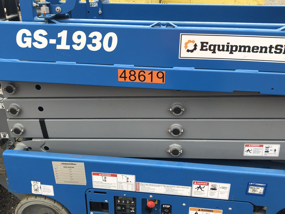 2019 Genie GS-1930 Fixed Rails with Chain Entry