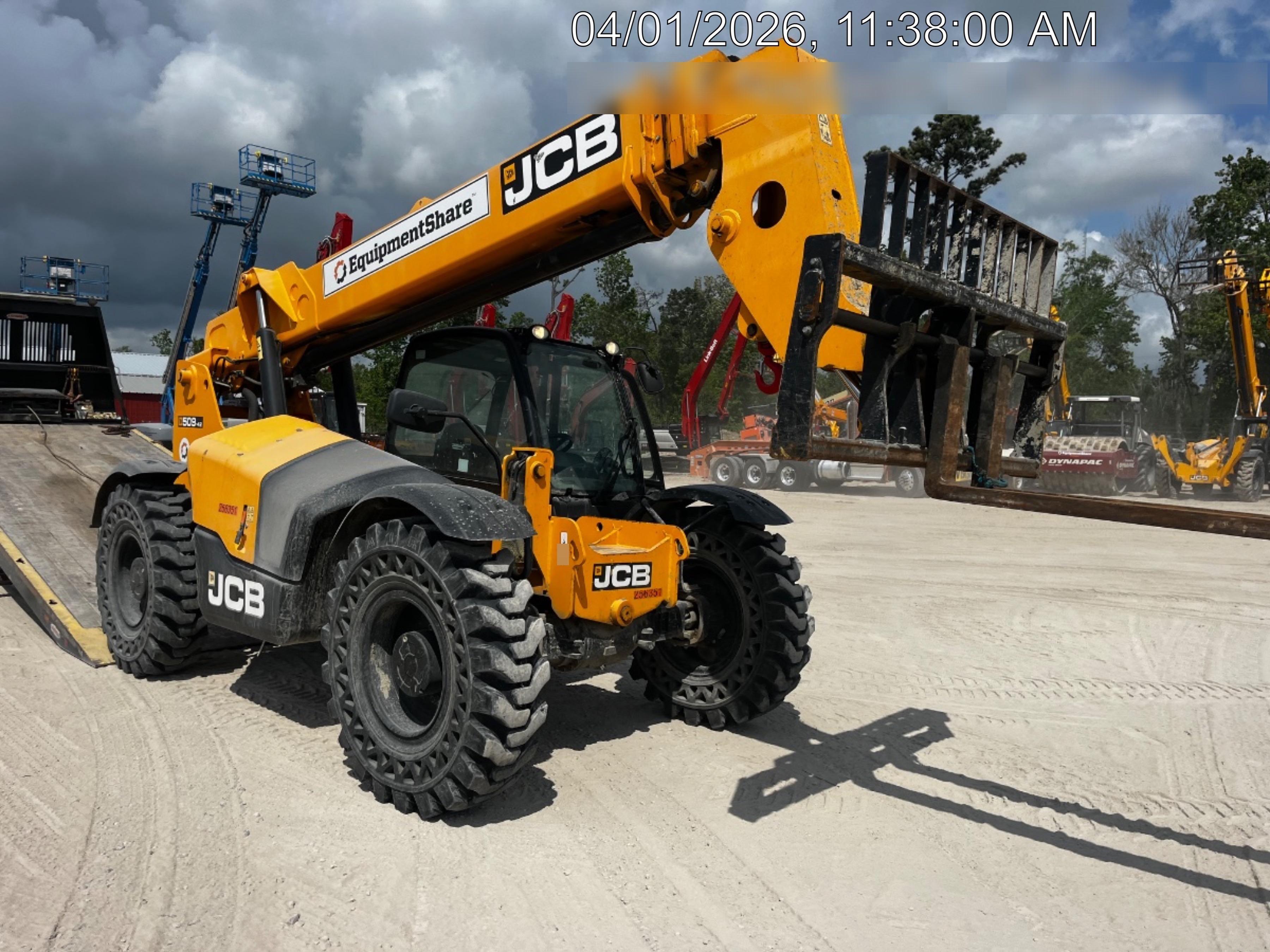2022 JCB 509-42