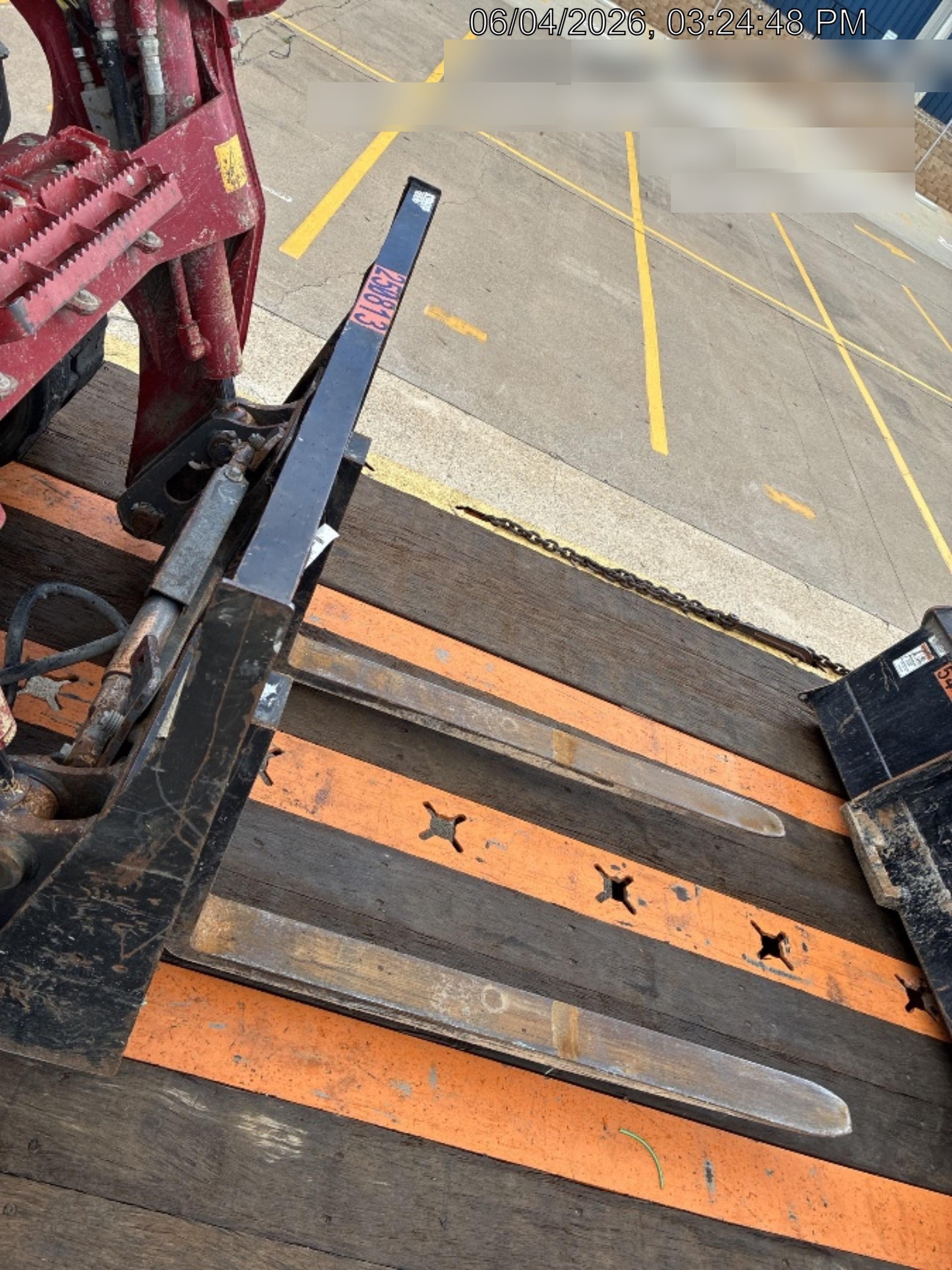 2022 ARROW MATERIAL HANDLING 48" Pallet Forks - Arrow