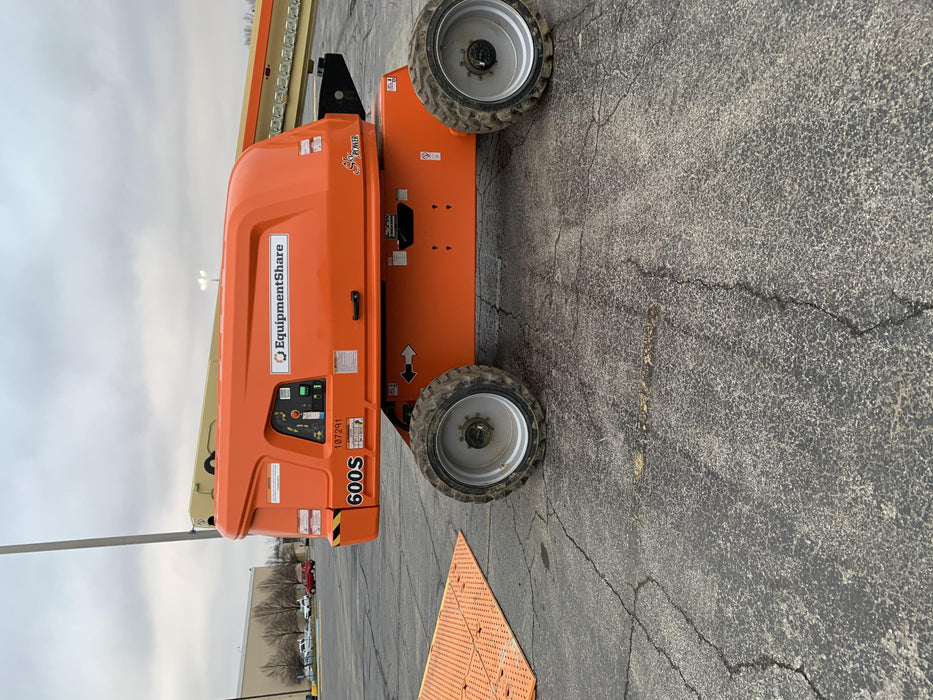 2020 JLG 600S