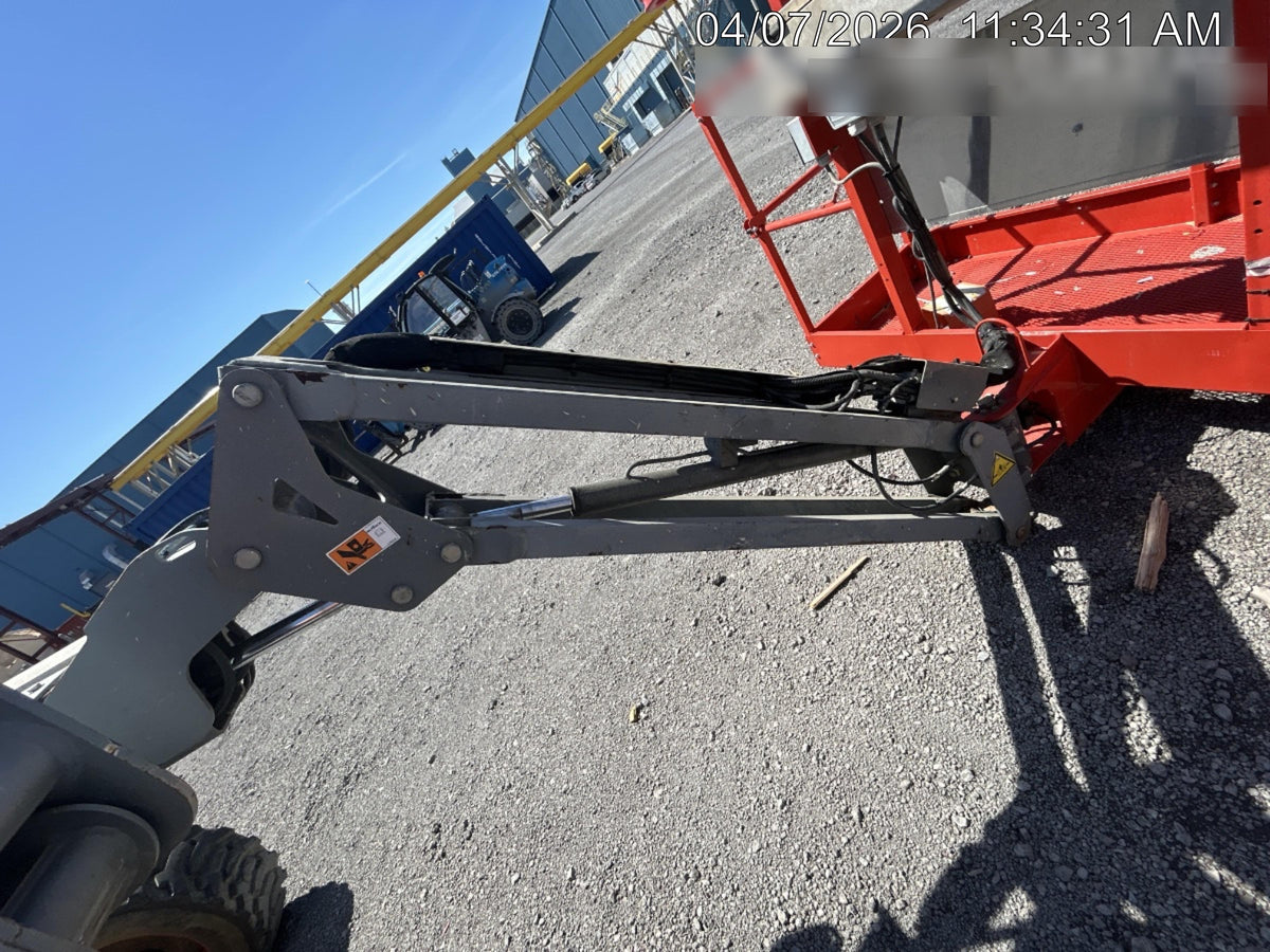 2019 JLG 450AJ