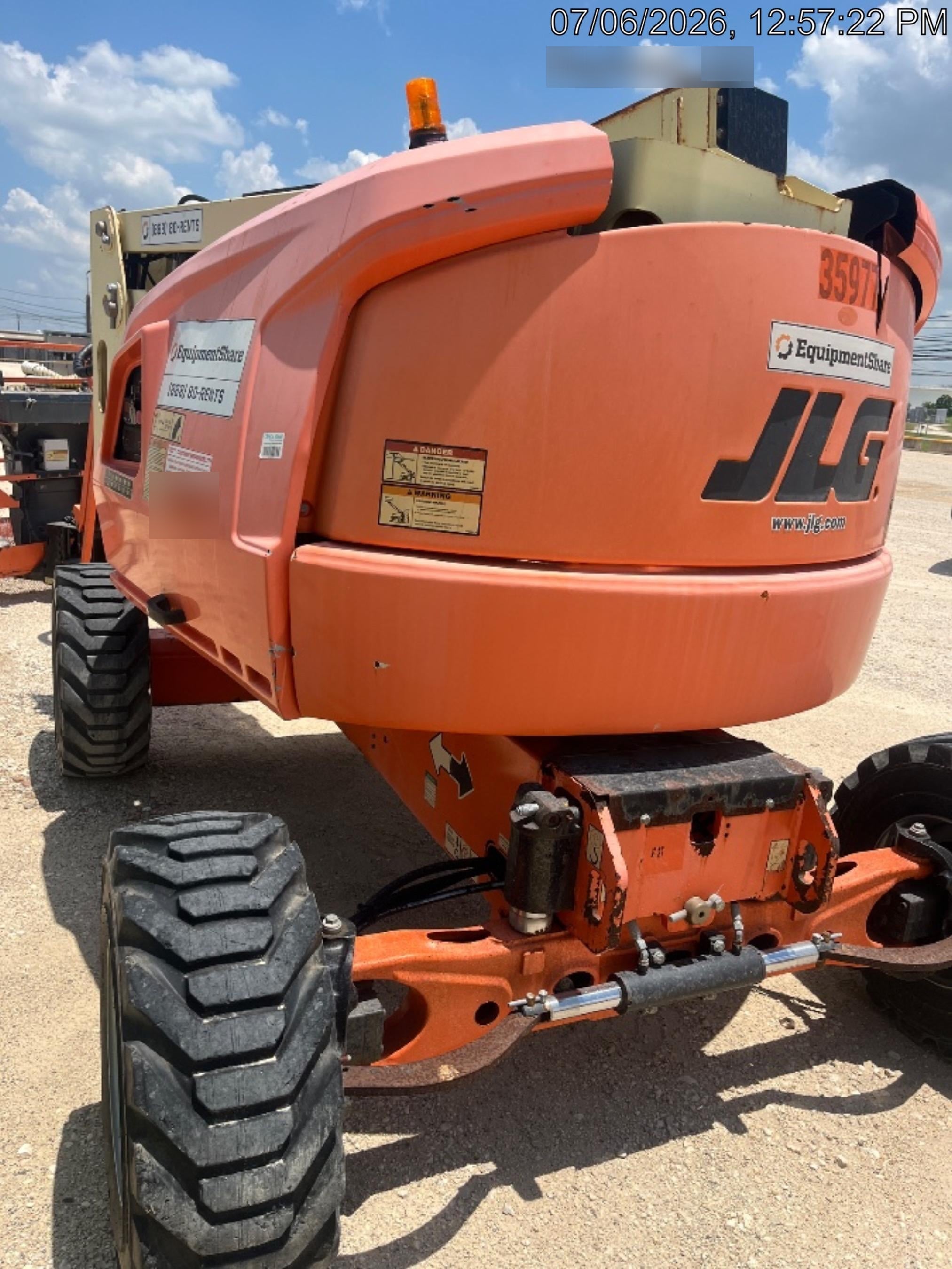 2019 JLG 450AJ