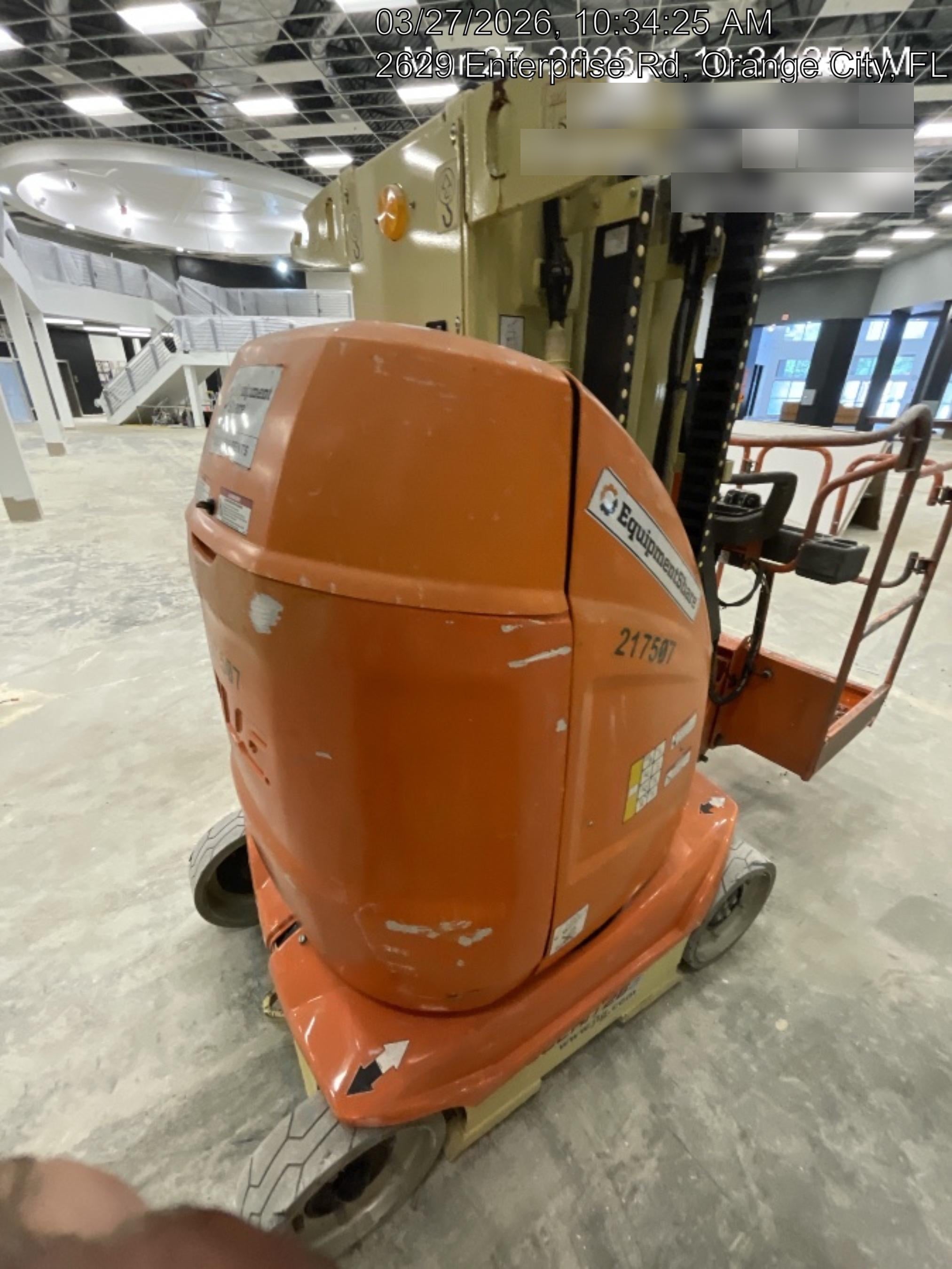 2022 JLG 26E
